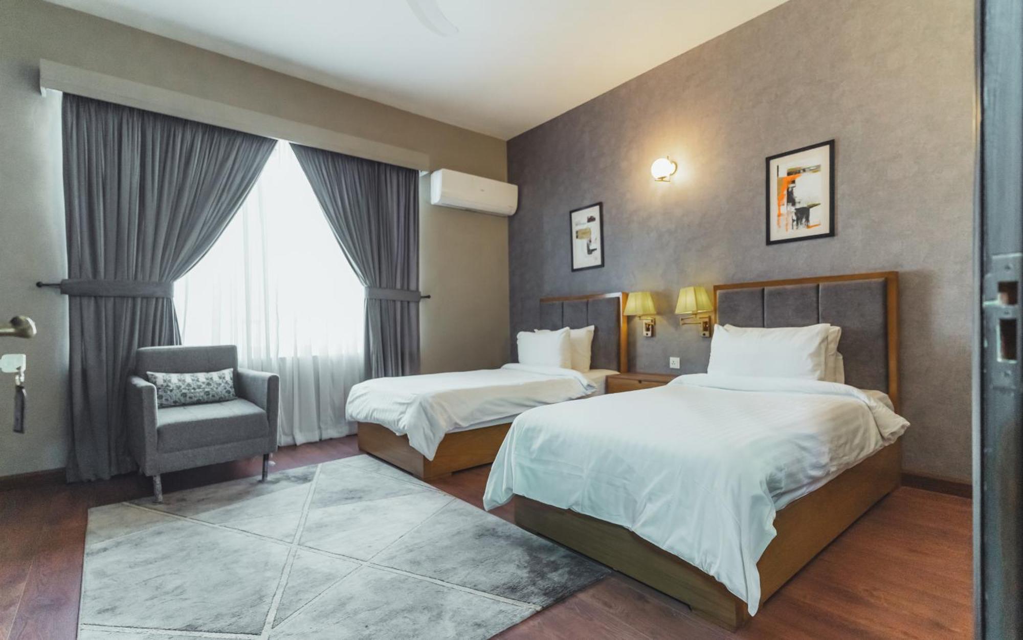 Hillside Residence E-7 By Paramount Hospitality Ισλαμαμπάντ Εξωτερικό φωτογραφία